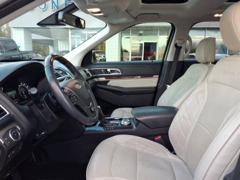 2019 Ford Explorer Platinum