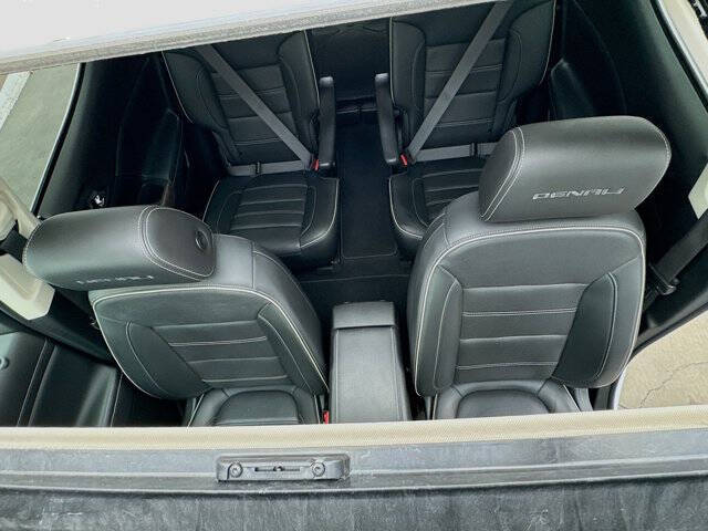 2021 GMC Acadia Denali