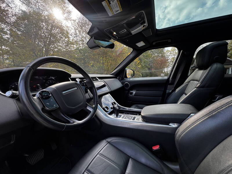 2020 Land Rover Range Rover Sport SE