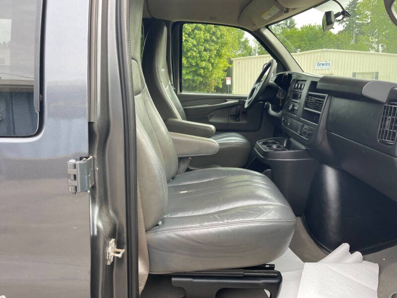 2015 Chevrolet Express LS 2500