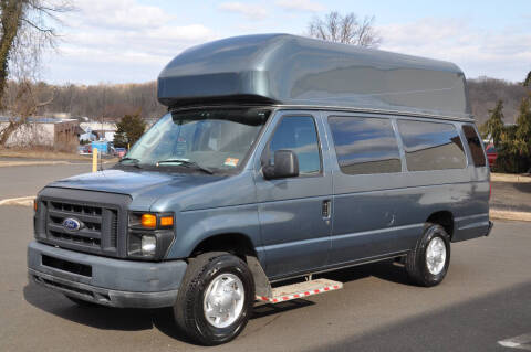 2014 Ford E-Series E-350 SD