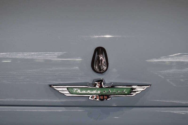 1957 Ford Thunderbird