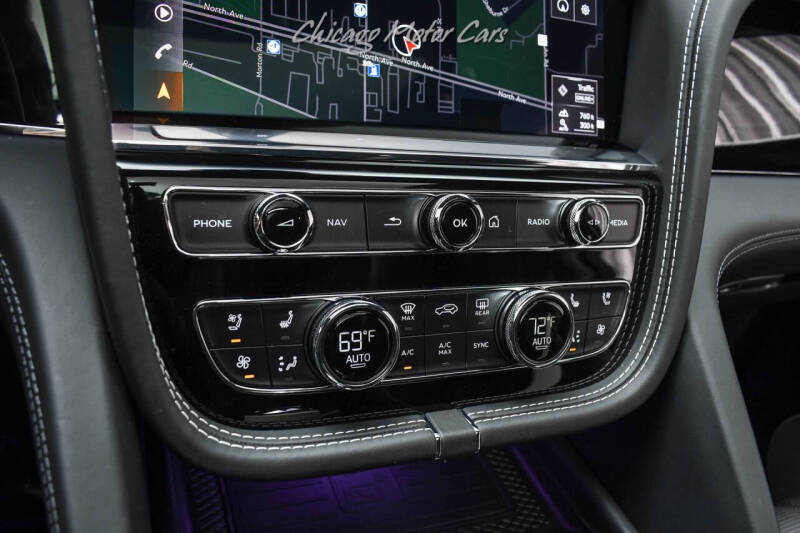 2023 Bentley Bentayga Hybrid