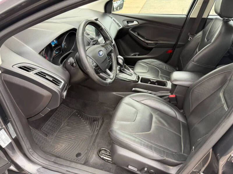 2017 Ford Focus Titanium