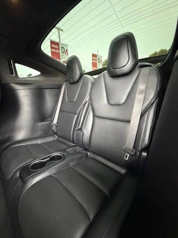 2023 Tesla Model X Standard Range