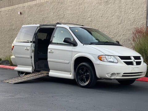 2005 Dodge Grand Caravan for sale at Overland Automotive in Hillsboro OR