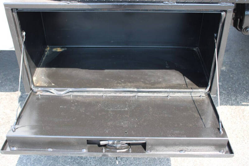 2023 Chevrolet Silverado 3500HD CC