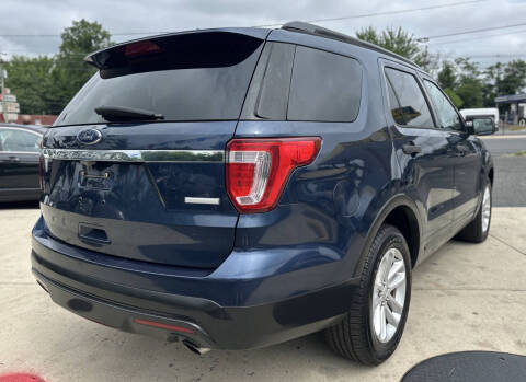 2016 Ford Explorer