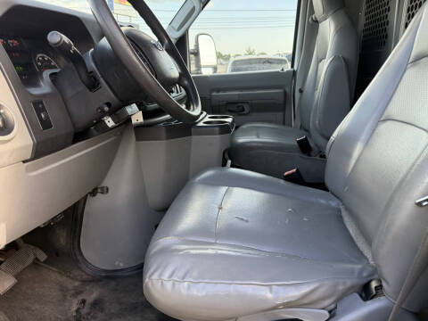 2011 Ford E-Series E-250