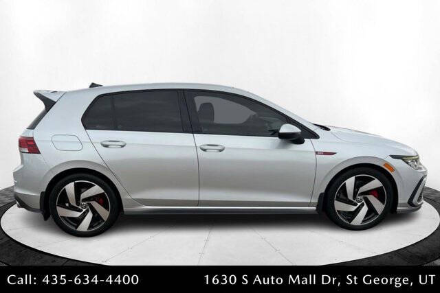 2022 Volkswagen Golf GTI SE