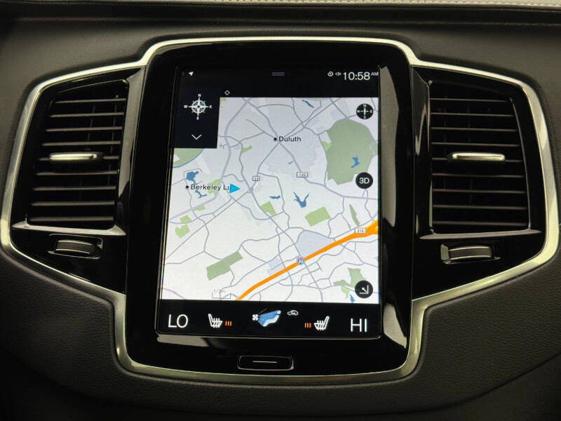 2022 Volvo XC90 Recharge T8 R-Design