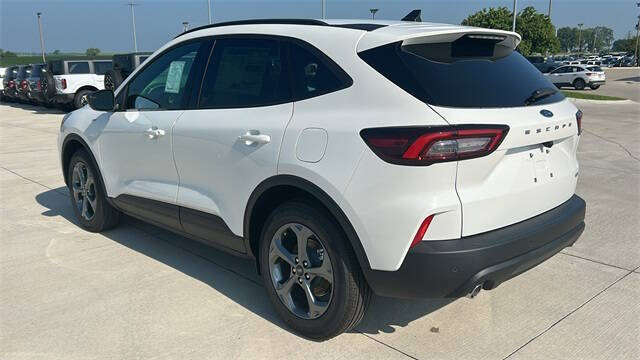 2025 Ford Escape Hybrid ST-Line