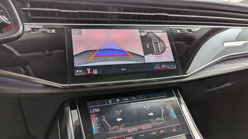 2022 Audi Q8 quattro Premium 55 TFSI