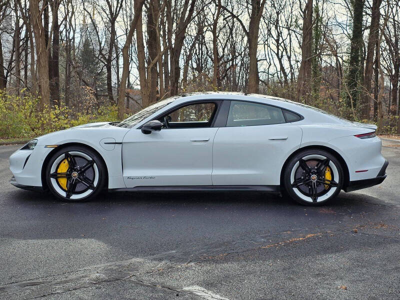 2020 Porsche Taycan Turbo