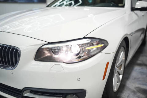 2015 BMW 5 Series 528i