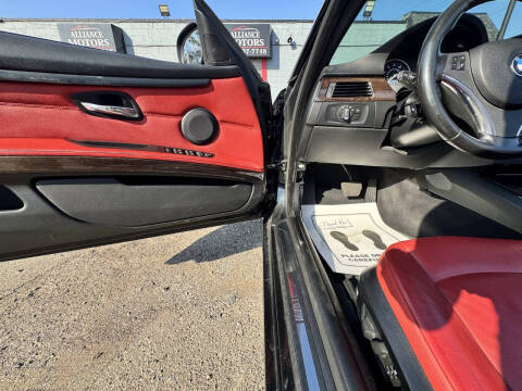 2011 BMW 3 Series 328i