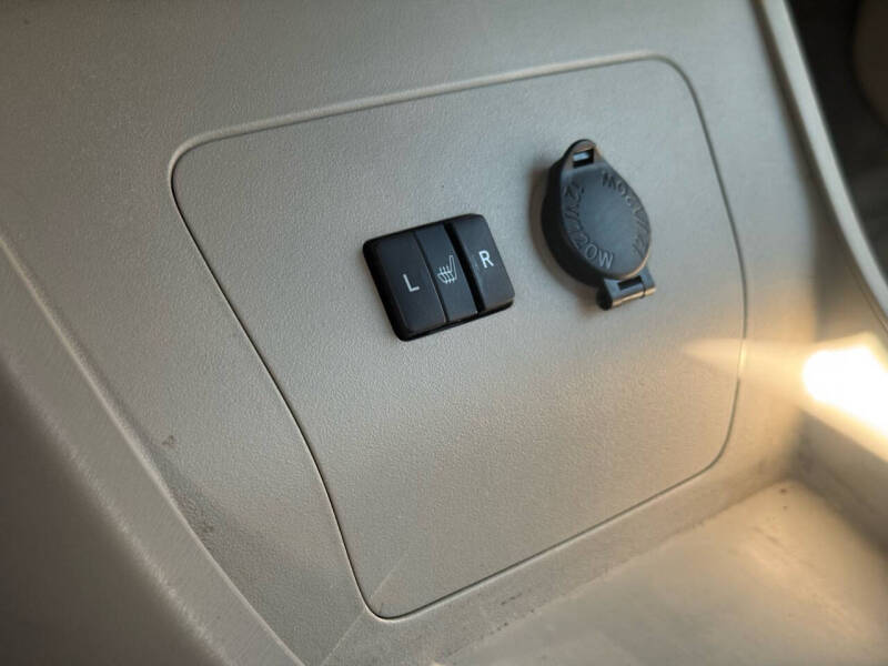 2015 Toyota Prius Four