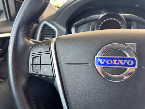 2016 Volvo XC60 T6 Drive-E