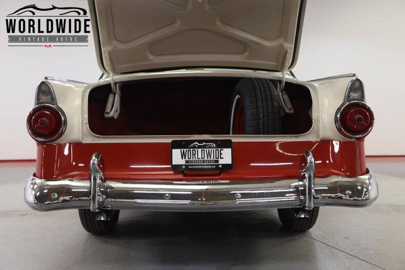 1955 Ford Crown Victoria