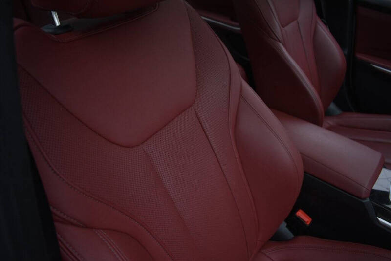 2024 BMW 3 Series 330i