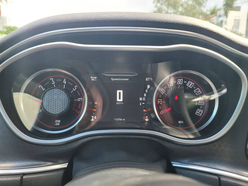 2018 Dodge Challenger SXT Plus