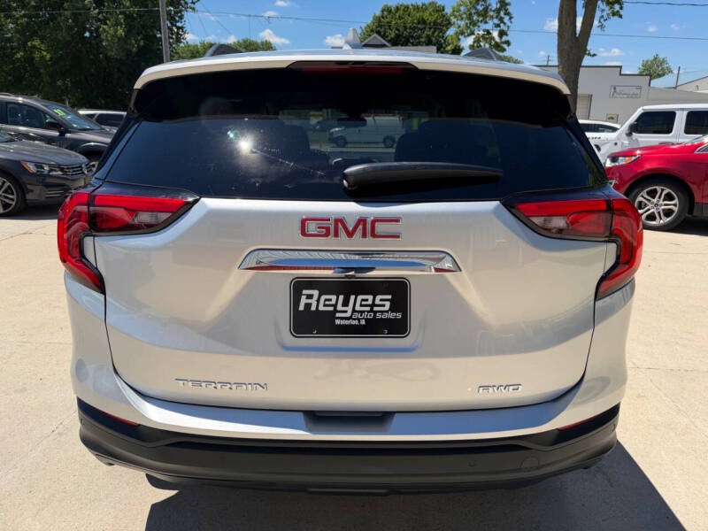 2021 GMC Terrain SLE