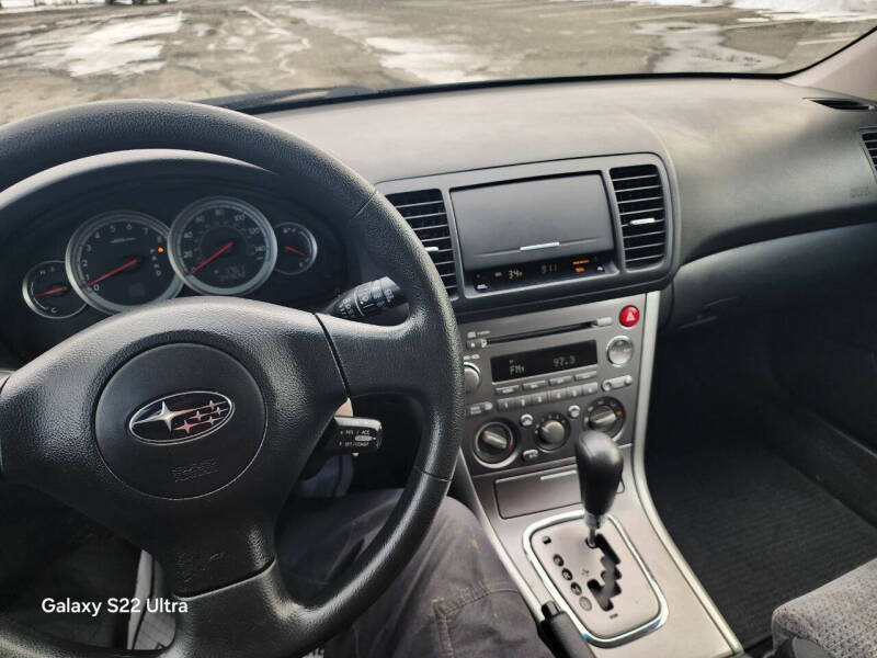 Image 10 of 2005 Subaru Outback 2.5i