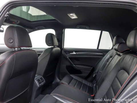 2017 Volkswagen Golf GTI SE