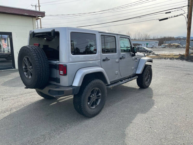 2016 Jeep Wrangler Unlimited Sahara