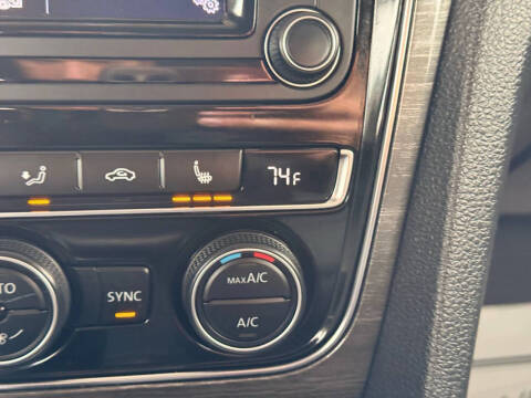 2017 Volkswagen Passat 1.8T SE