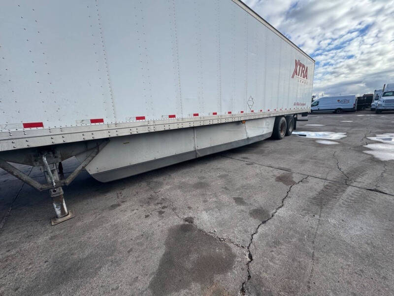 2007 Strick 53" X 102"  Curb Side Door