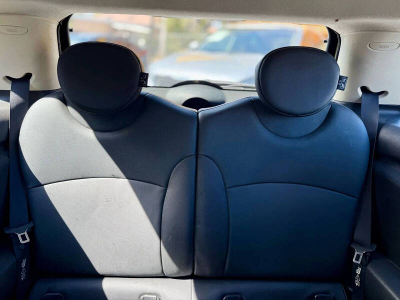 2011 MINI Cooper