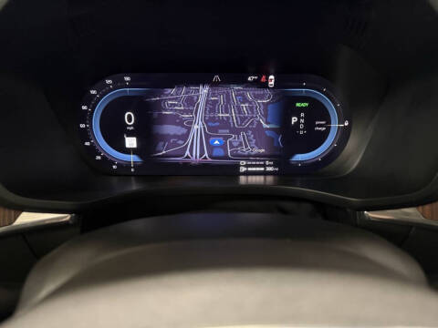 2023 Volvo XC60 Recharge T8 Plus Bright Theme