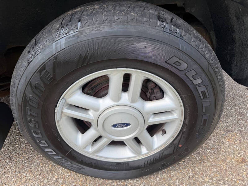 2003 Ford Expedition XLT