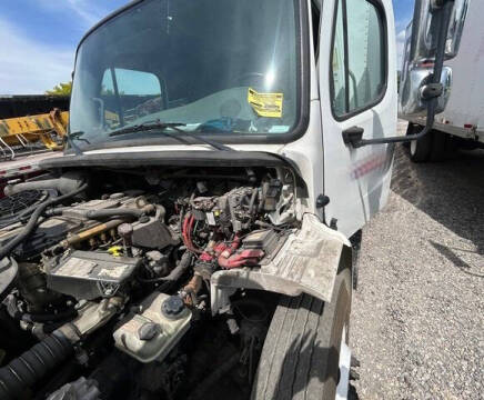 2018 Freightliner M2 106