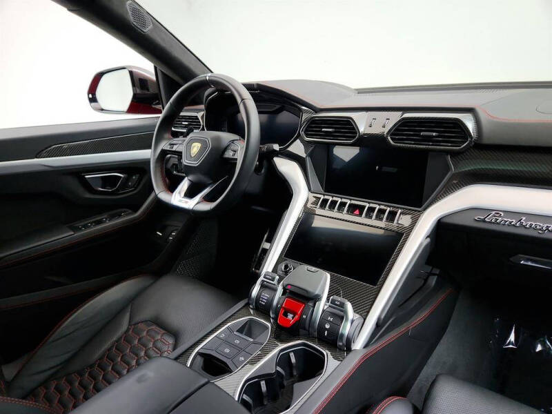 2019 Lamborghini Urus