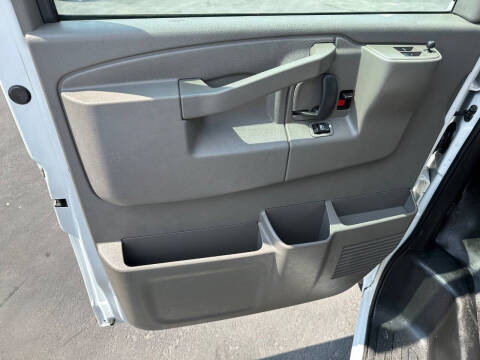 2020 Chevrolet Express 2500