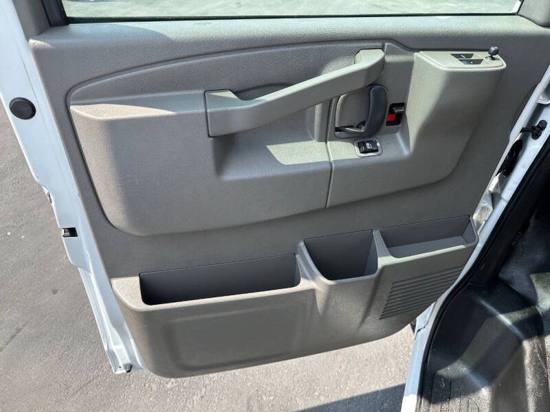 2020 Chevrolet Express 2500