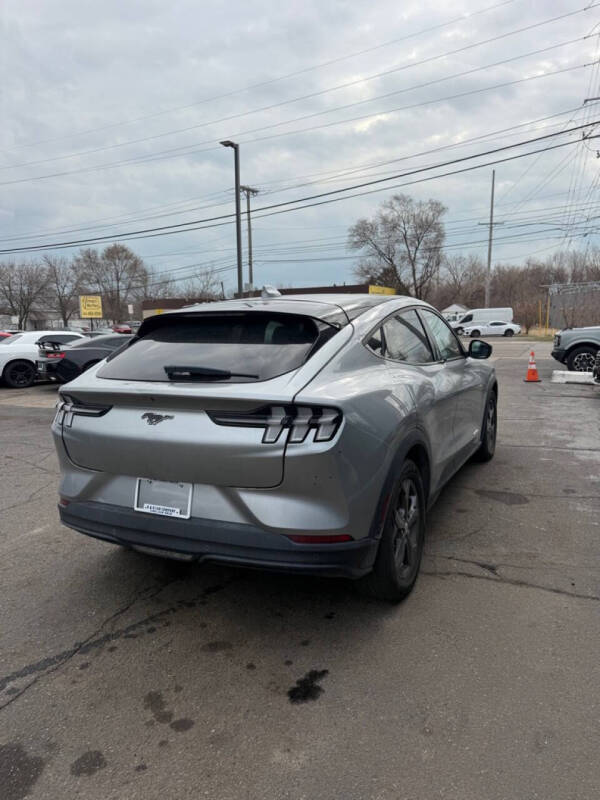 2021 Ford Mustang Mach-E Select