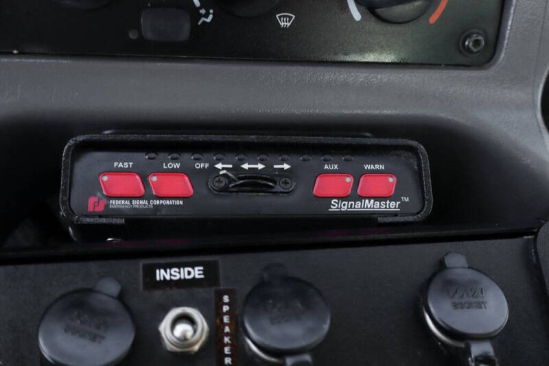 2016 Freightliner M2 106