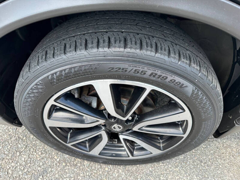 2017 Nissan Rogue SL