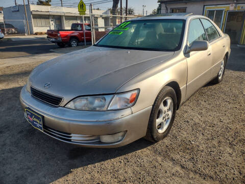 1997 Lexus ES 300 for sale at Larry's Auto Sales Inc. in Fresno CA