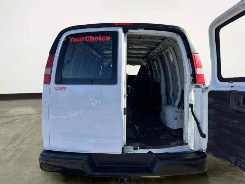 2016 Chevrolet Express 2500