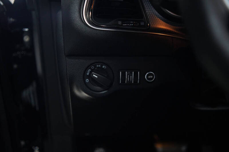 2015 Dodge Challenger SRT Hellcat