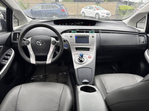 2015 Toyota Prius Two