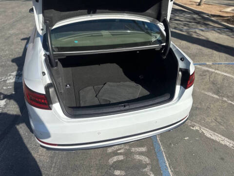 2019 Audi A4 Titanium 40 TFSI