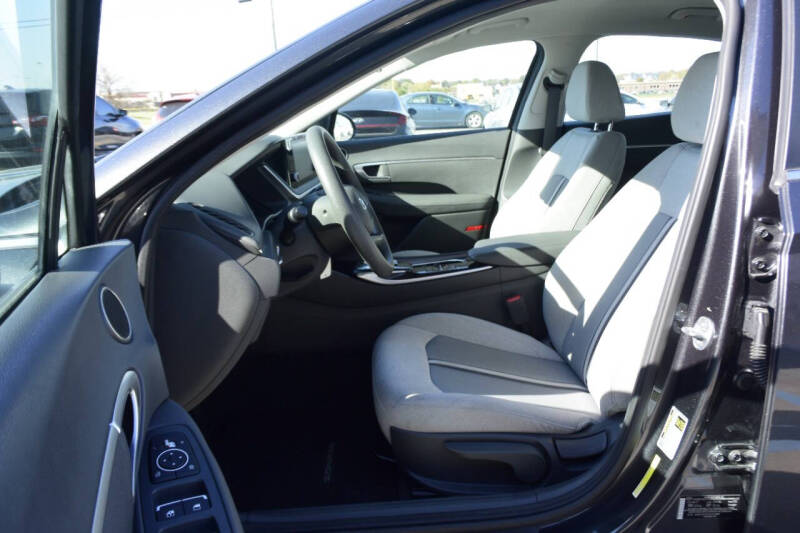 2022 Hyundai Sonata SE