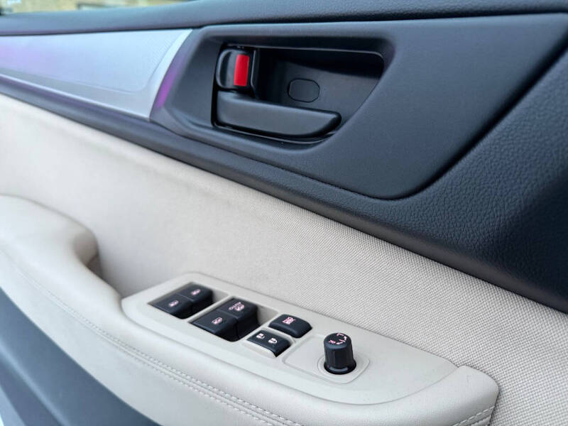 2019 Subaru Outback 2.5i