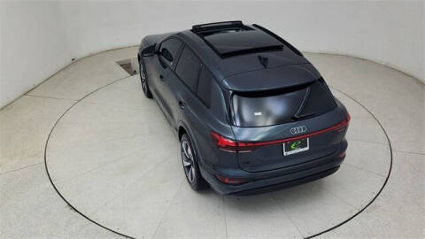 2025 Audi Q6 e-tron quattro Premium Plus