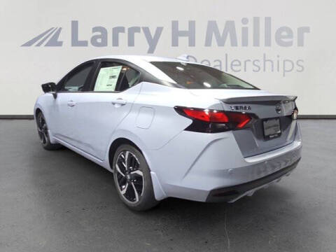 2025 Nissan Versa SR